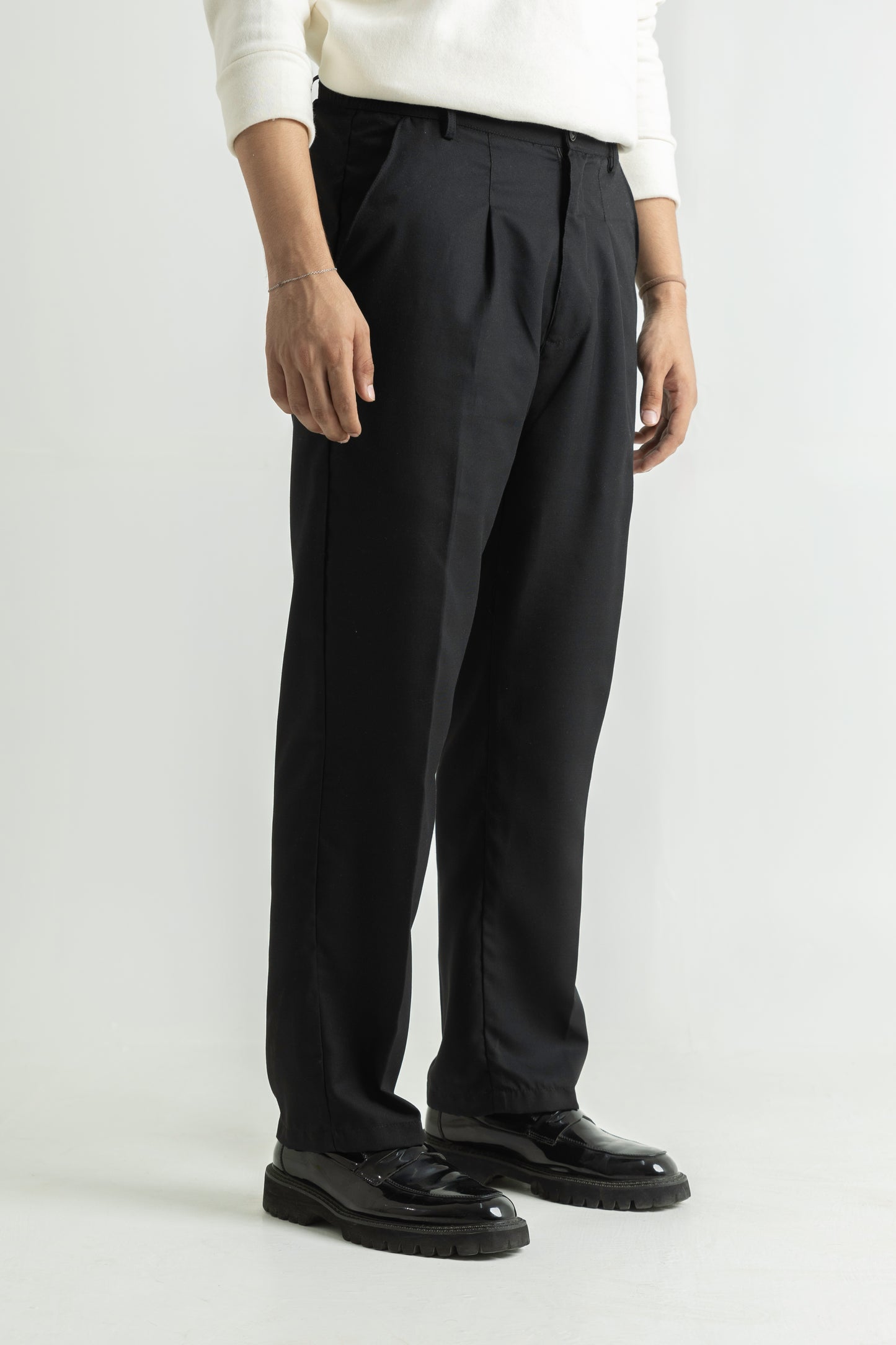 STRAIGHT-FIT TWILL PANTS